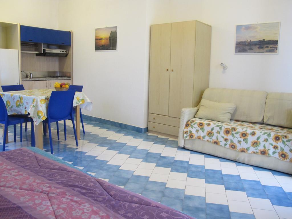 Aparthotel Villa Marinu Forio di Ischia Екстериор снимка